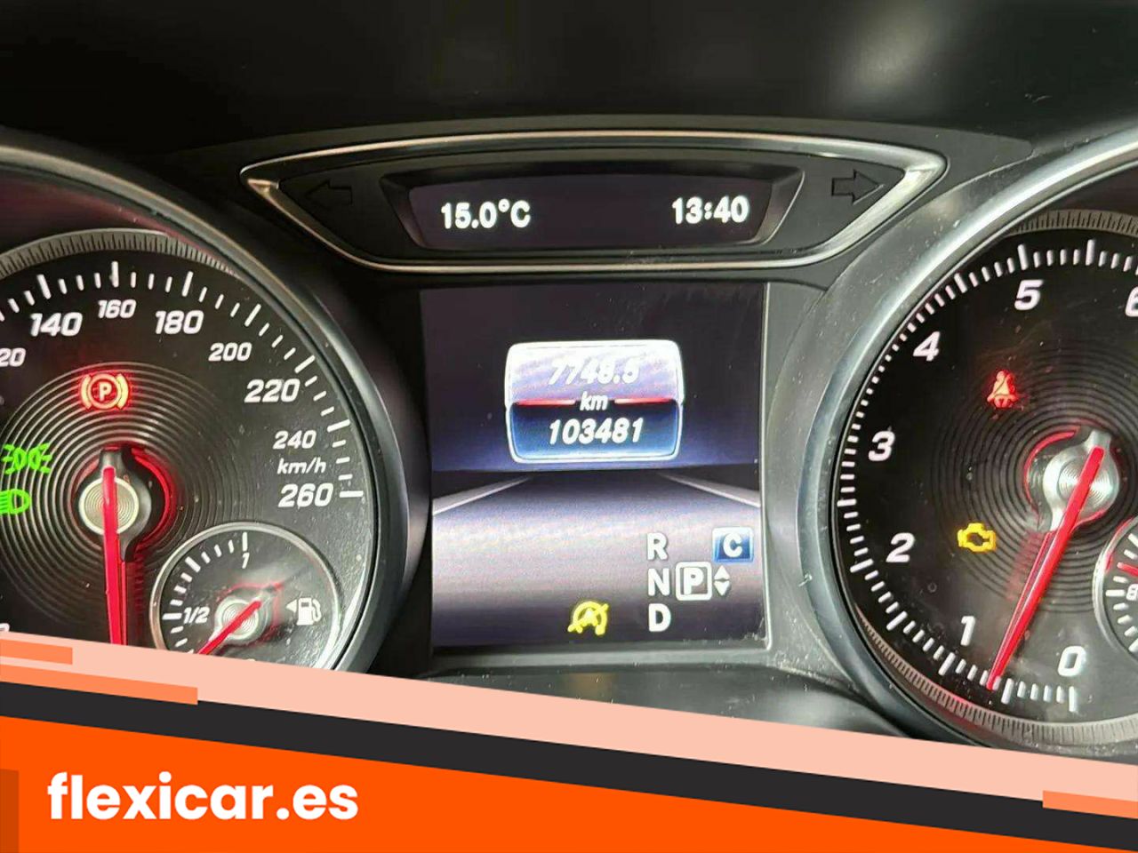Foto Mercedes-Benz Clase GLA 13