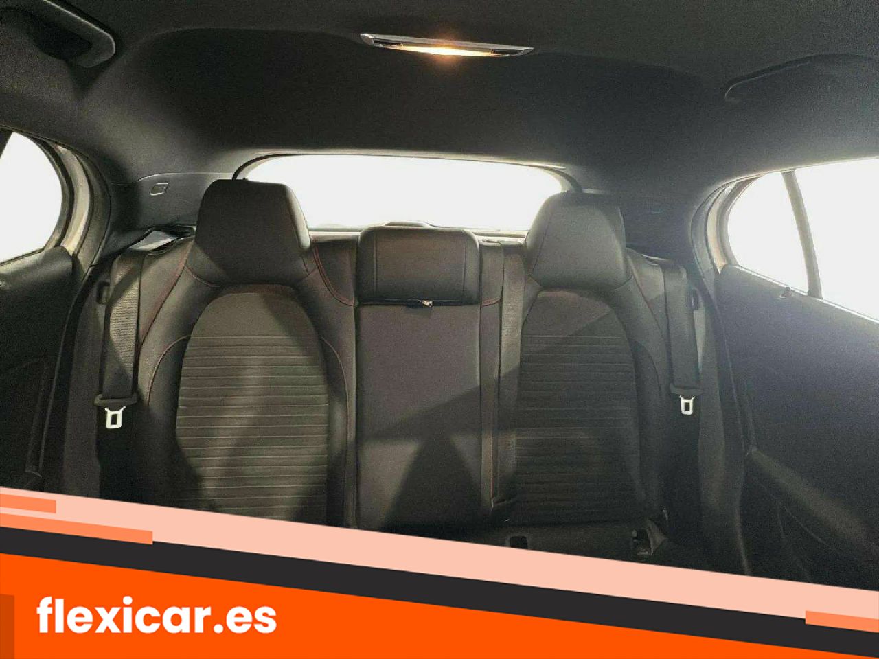 Foto Mercedes-Benz Clase GLA 16