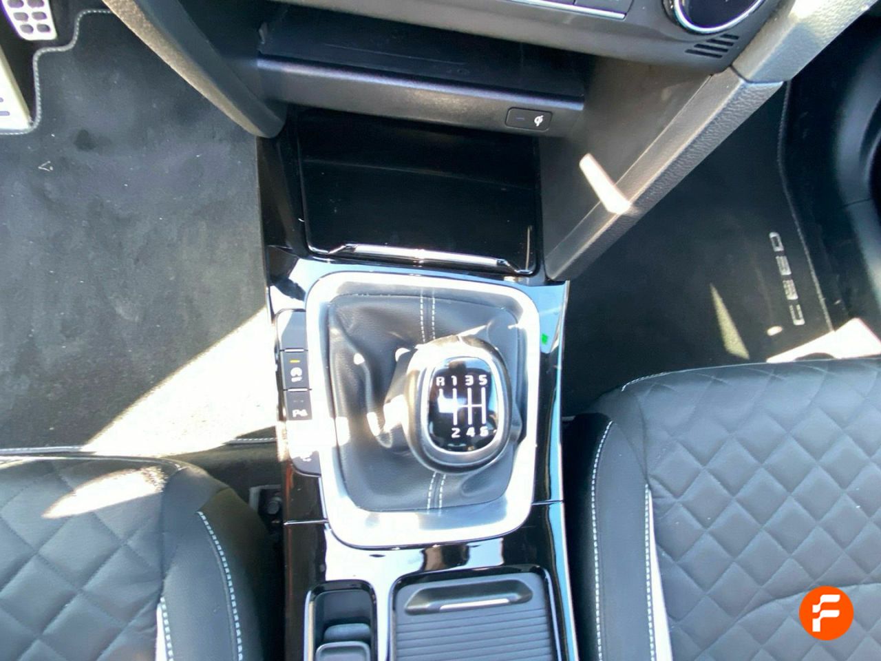 Foto Kia Ceed 15