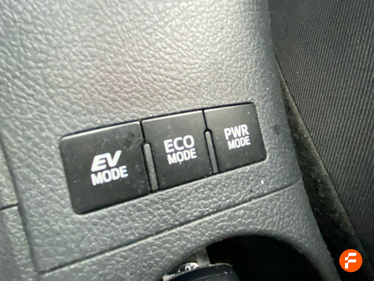 Foto Toyota Auris 16