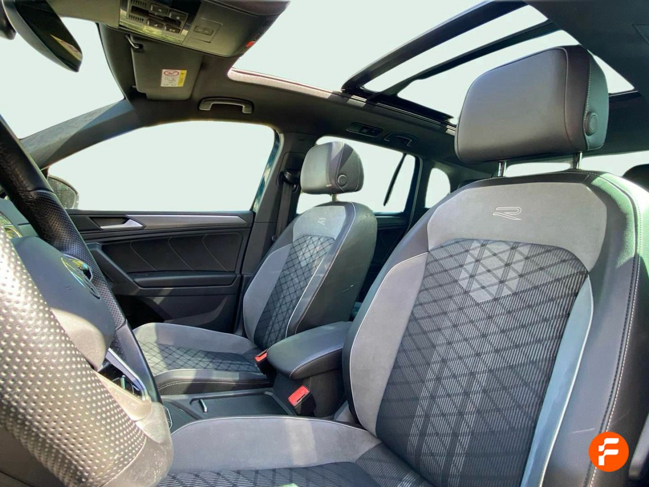 Foto Volkswagen Tiguan 14