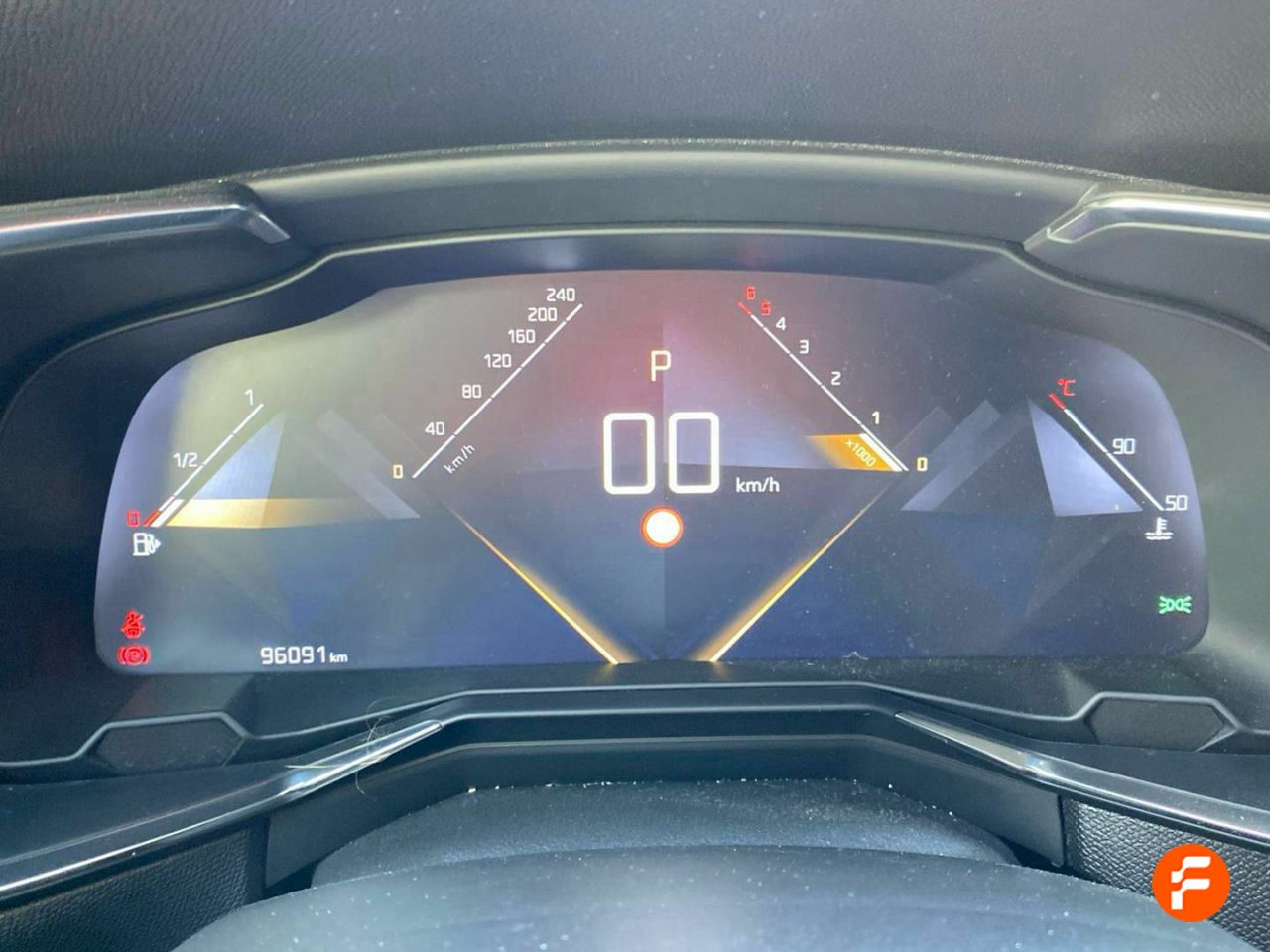 Foto DS Automobiles DS 7 10