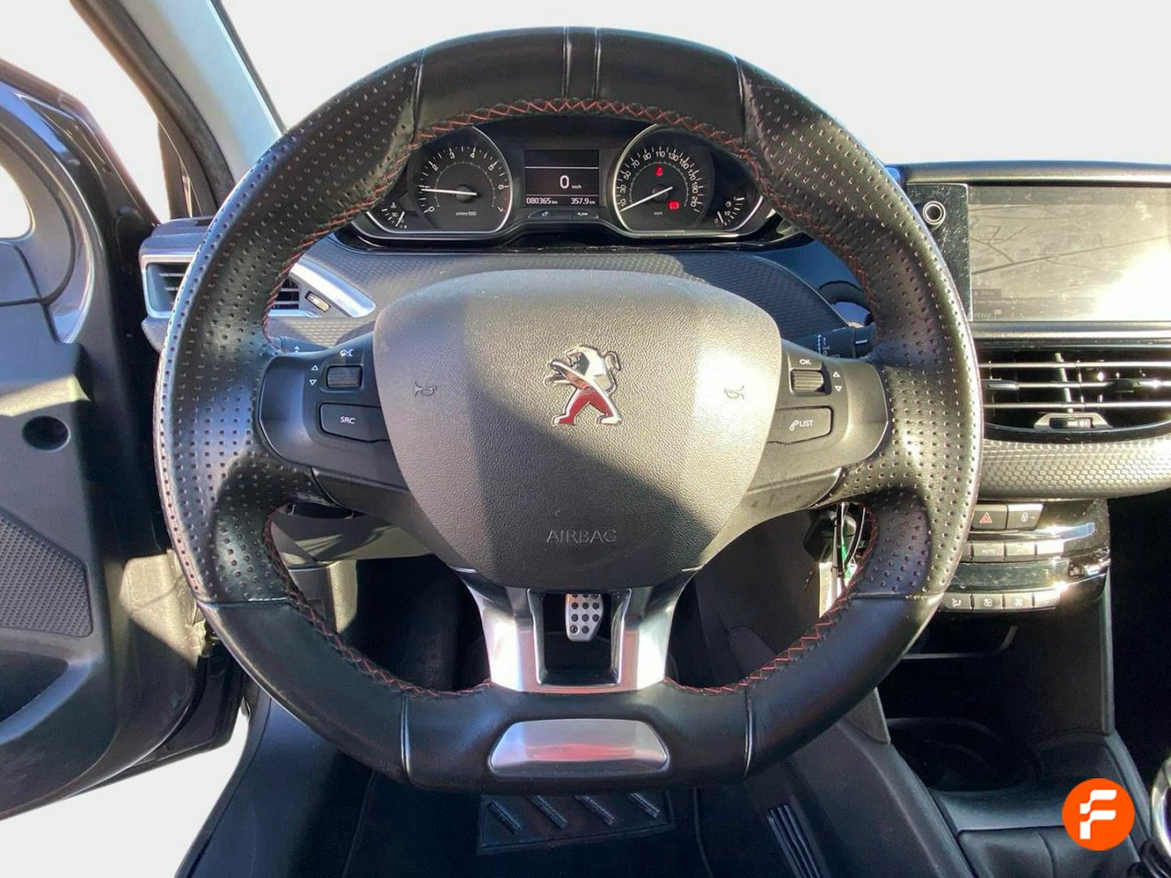 Foto Peugeot 208 11