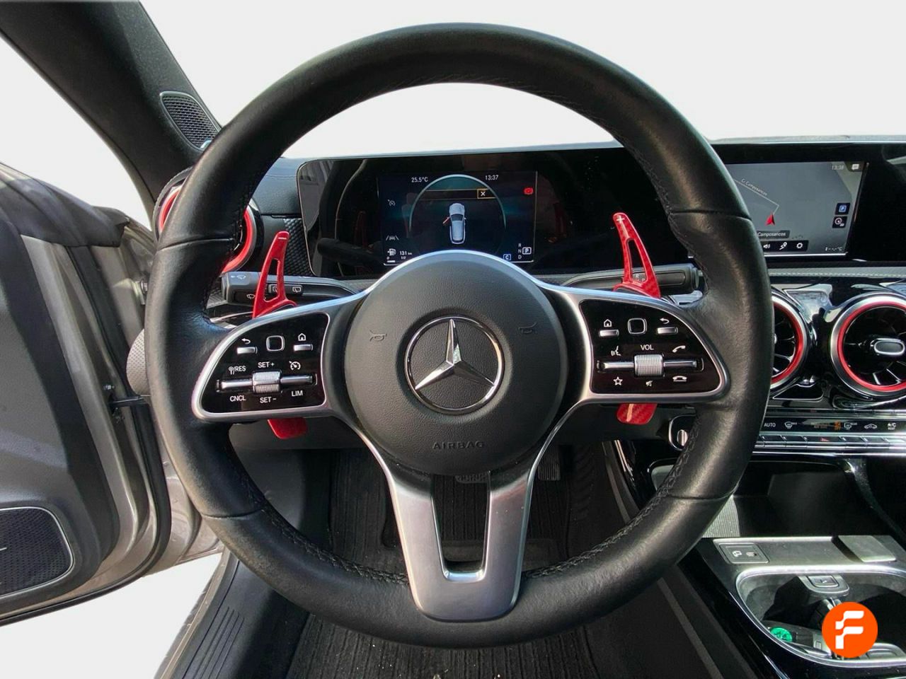 Foto Mercedes-Benz Clase CLA 10