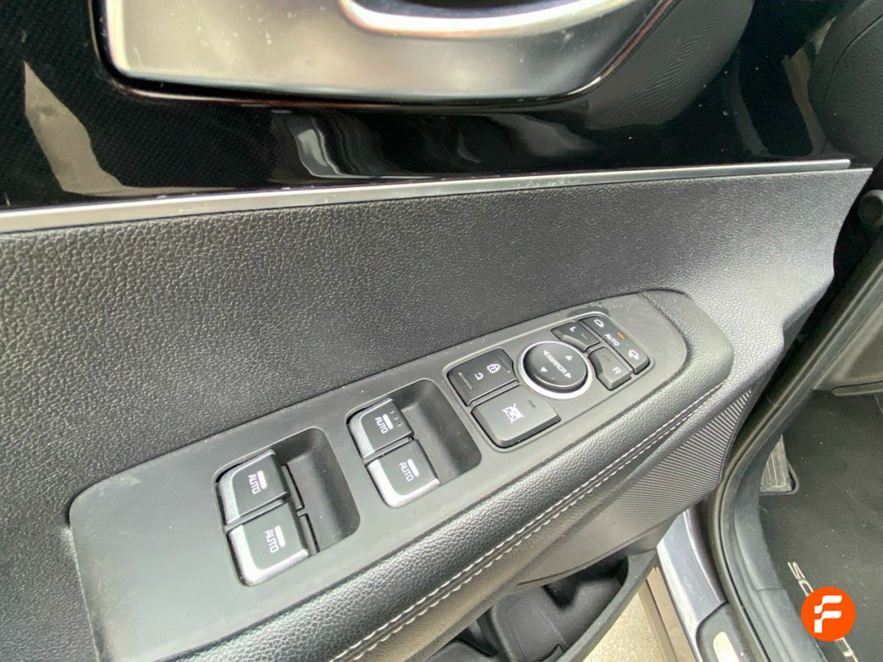 Foto Kia Sorento 14