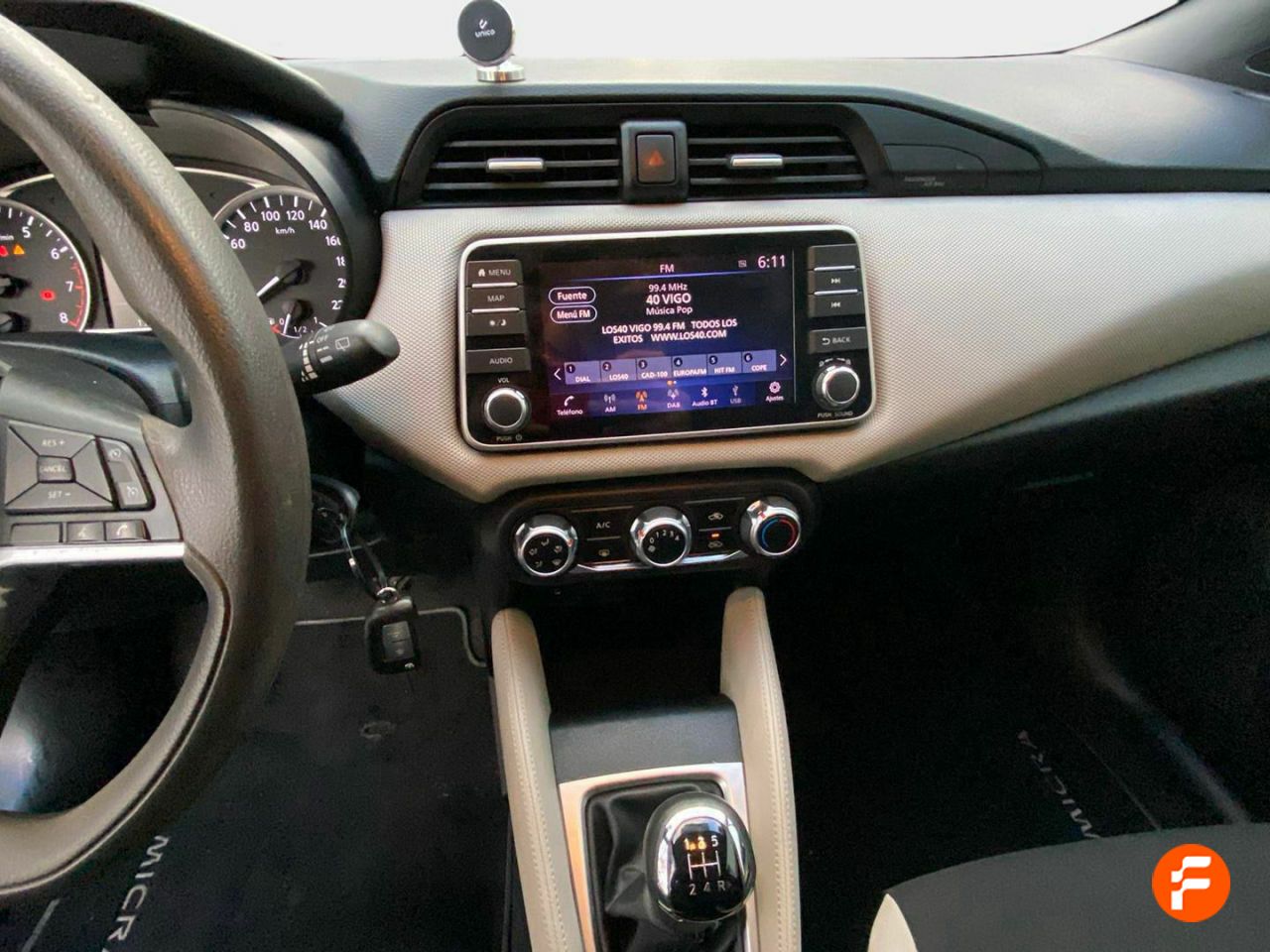 Foto Nissan Micra 13