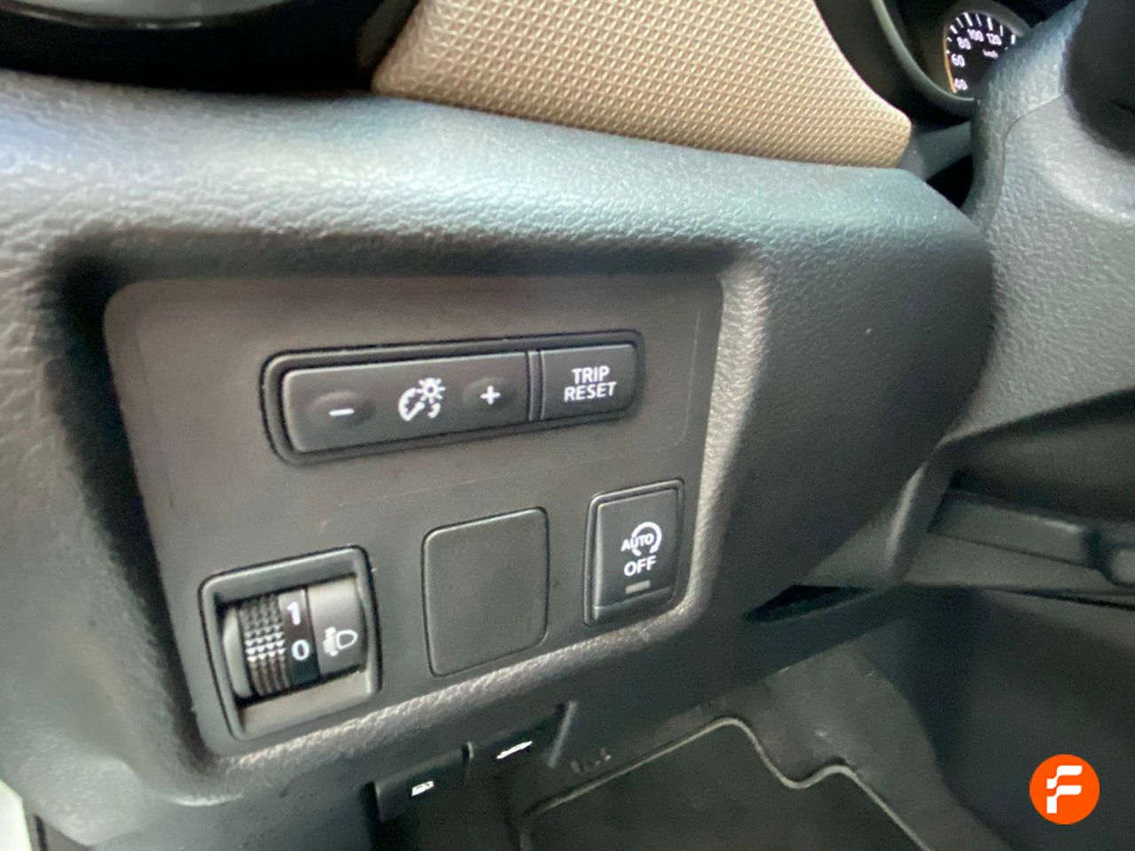 Foto Nissan Micra 15