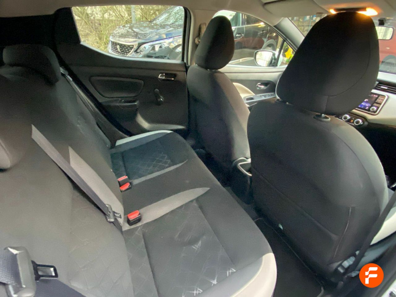 Foto Nissan Micra 20