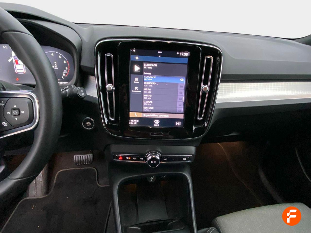 Foto Volvo XC40 13
