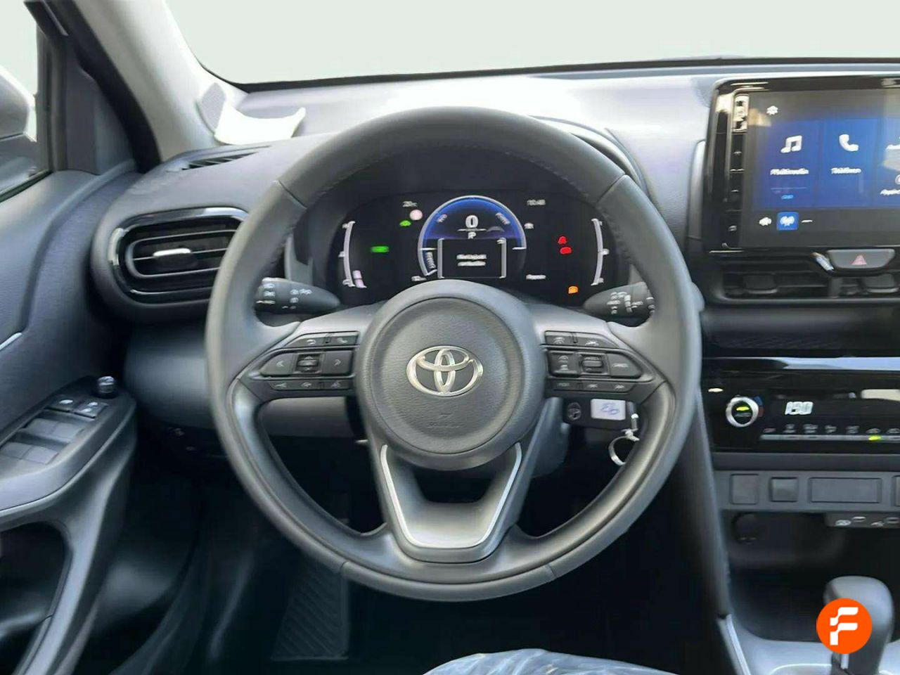 Foto Toyota Yaris 13