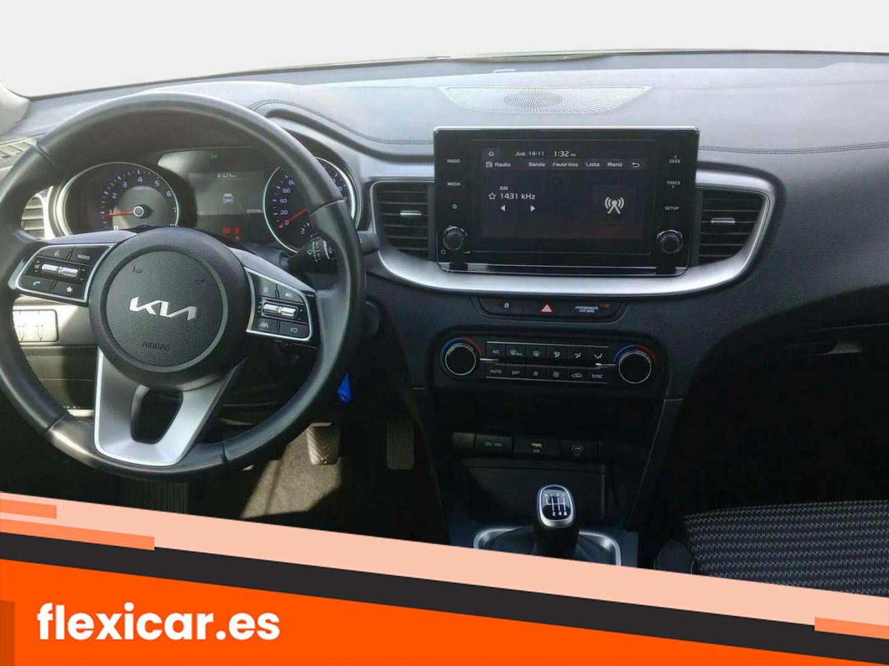 Foto Kia XCeed 10