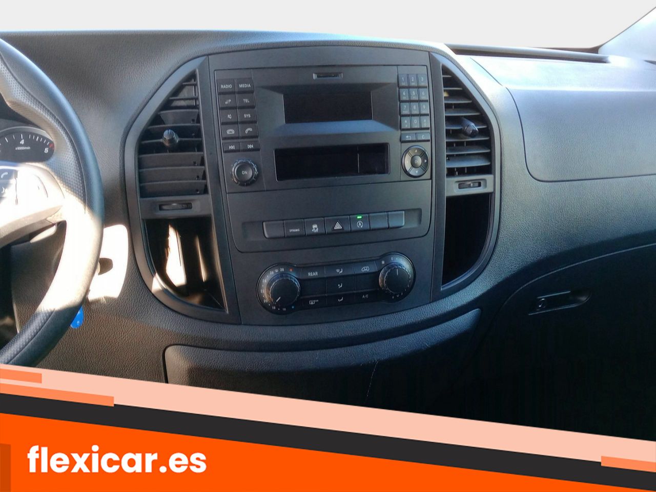 Foto Mercedes-Benz Vito 16