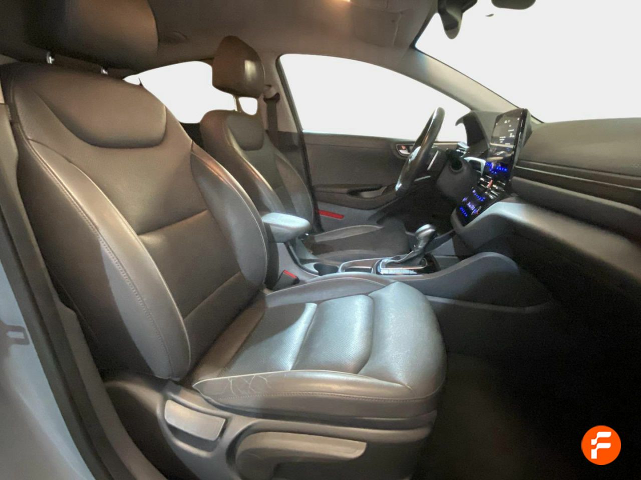 Foto Hyundai IONIQ 17