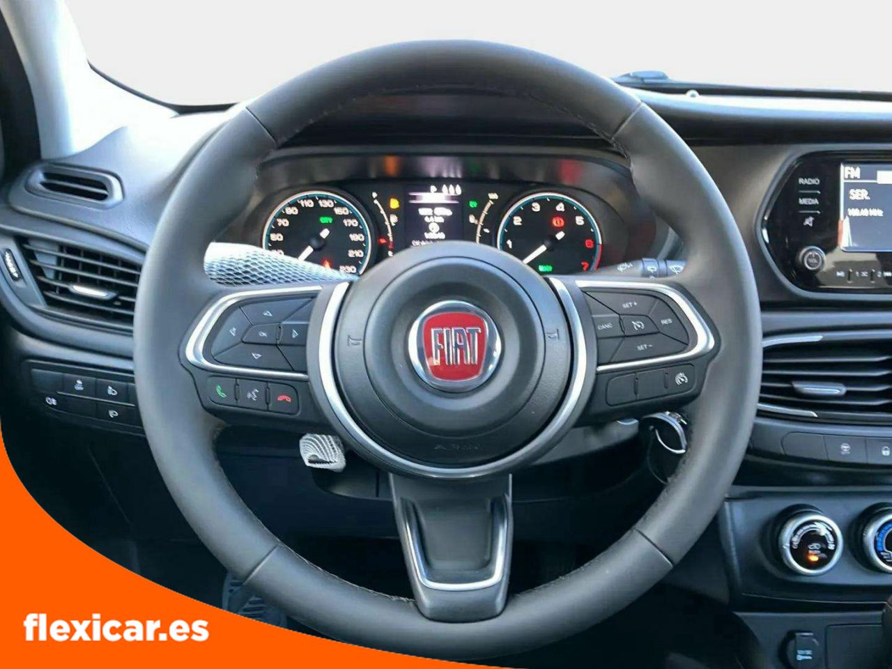 Foto Fiat Tipo 12