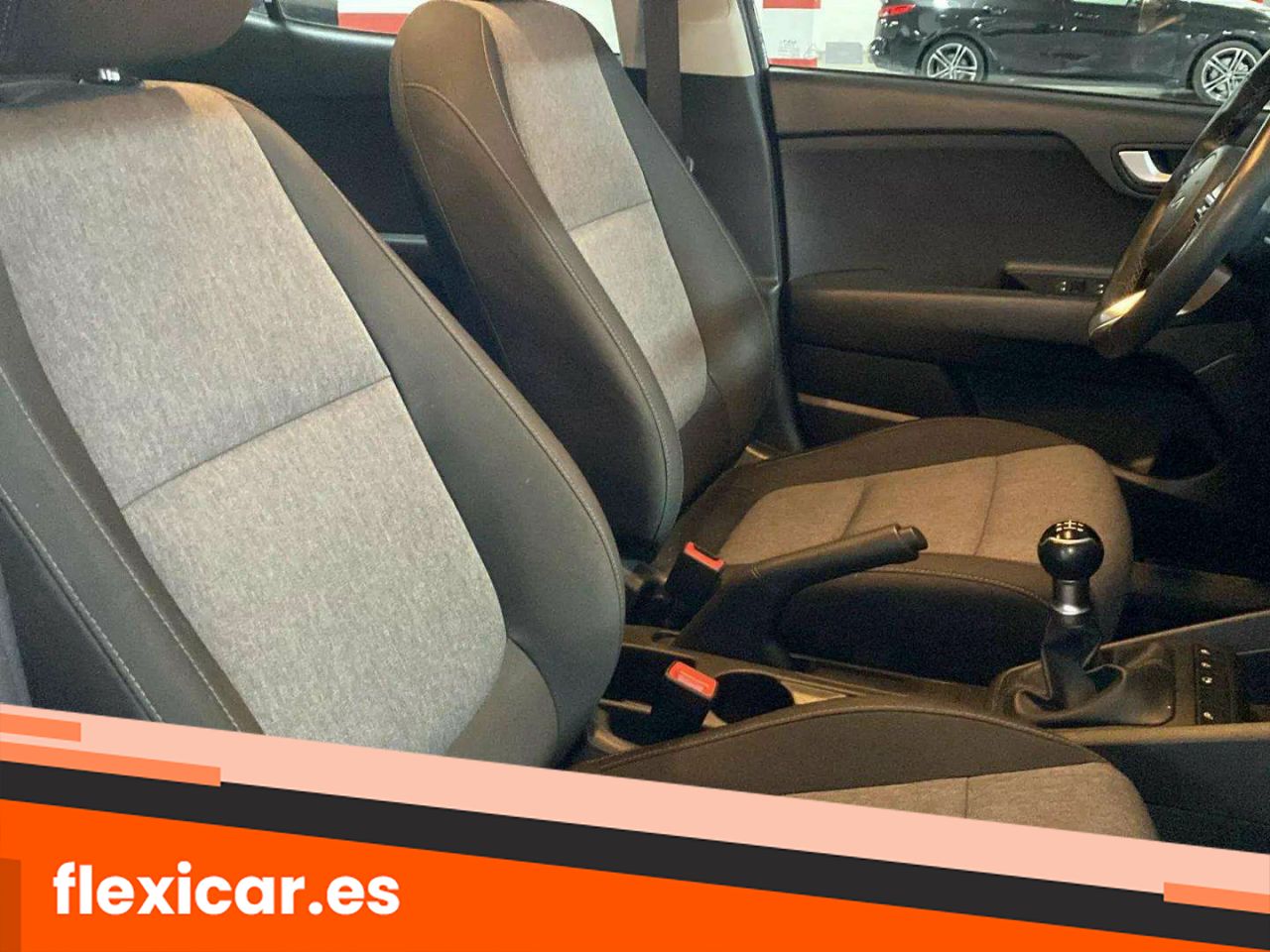 Foto Kia Stonic 21