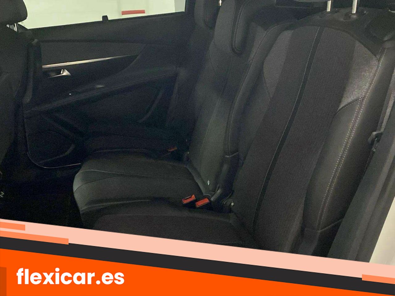 Foto Peugeot 5008 24