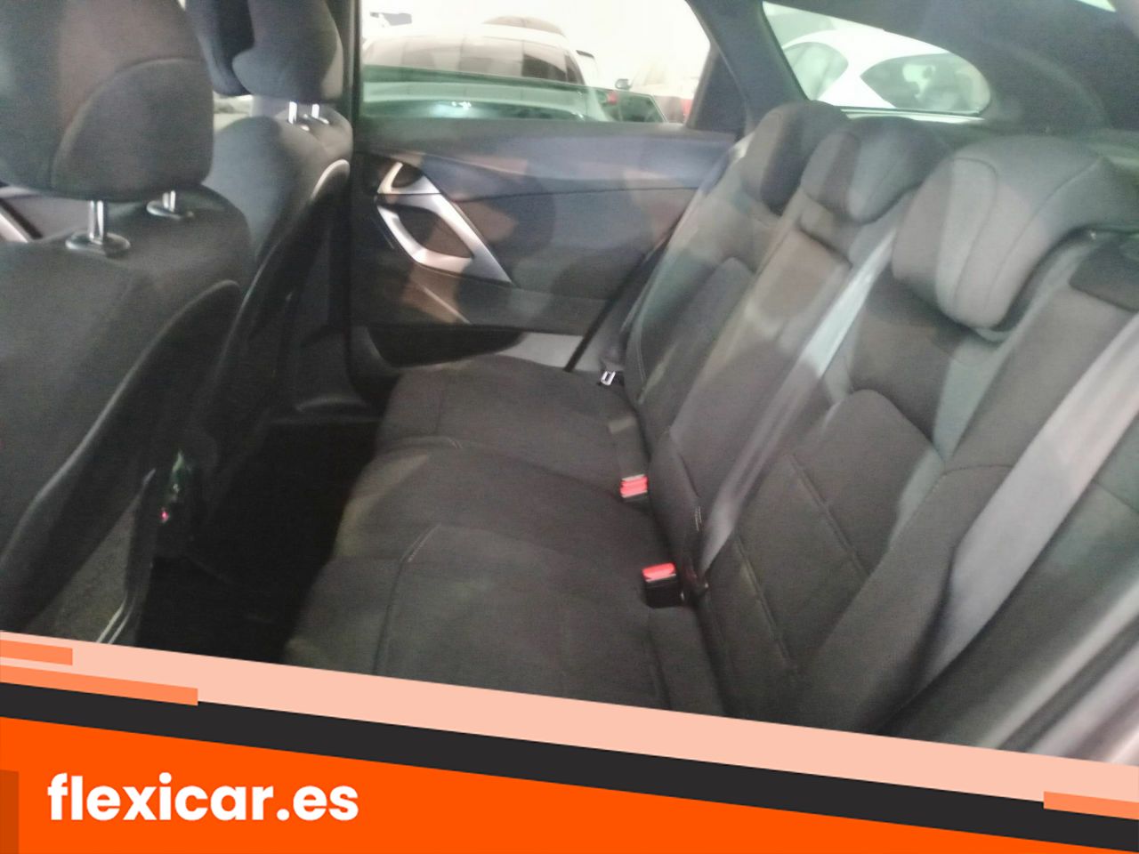 Foto DS Automobiles DS 5 16