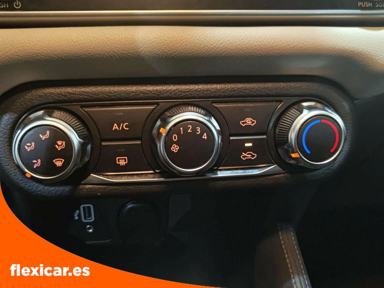 Foto Nissan Micra 12