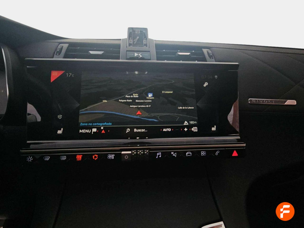 Foto DS Automobiles DS 7 8