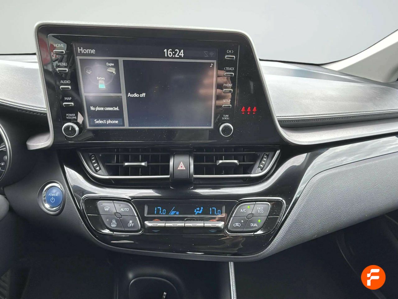 Foto Toyota C-HR 14