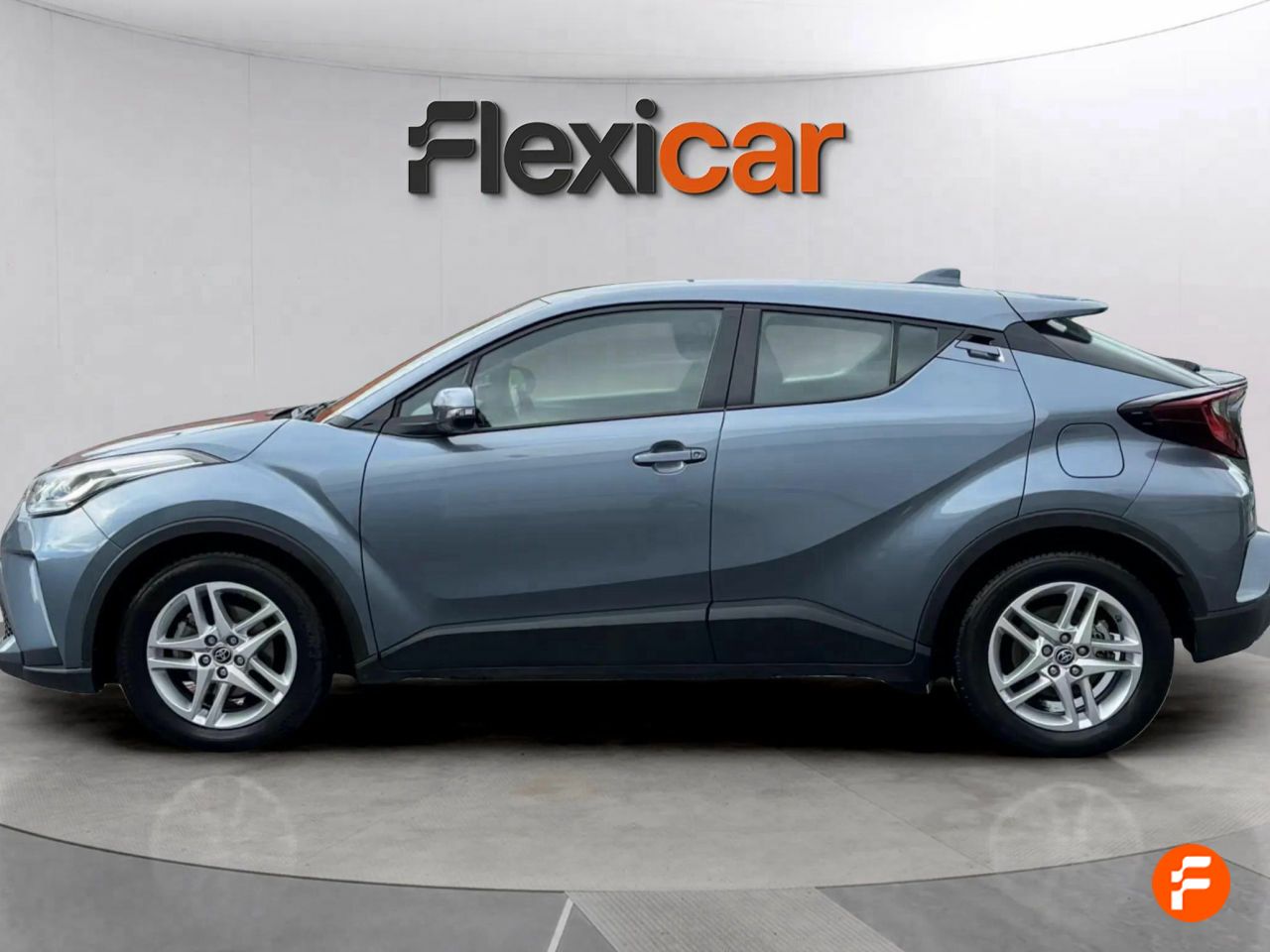 Foto Toyota C-HR 4
