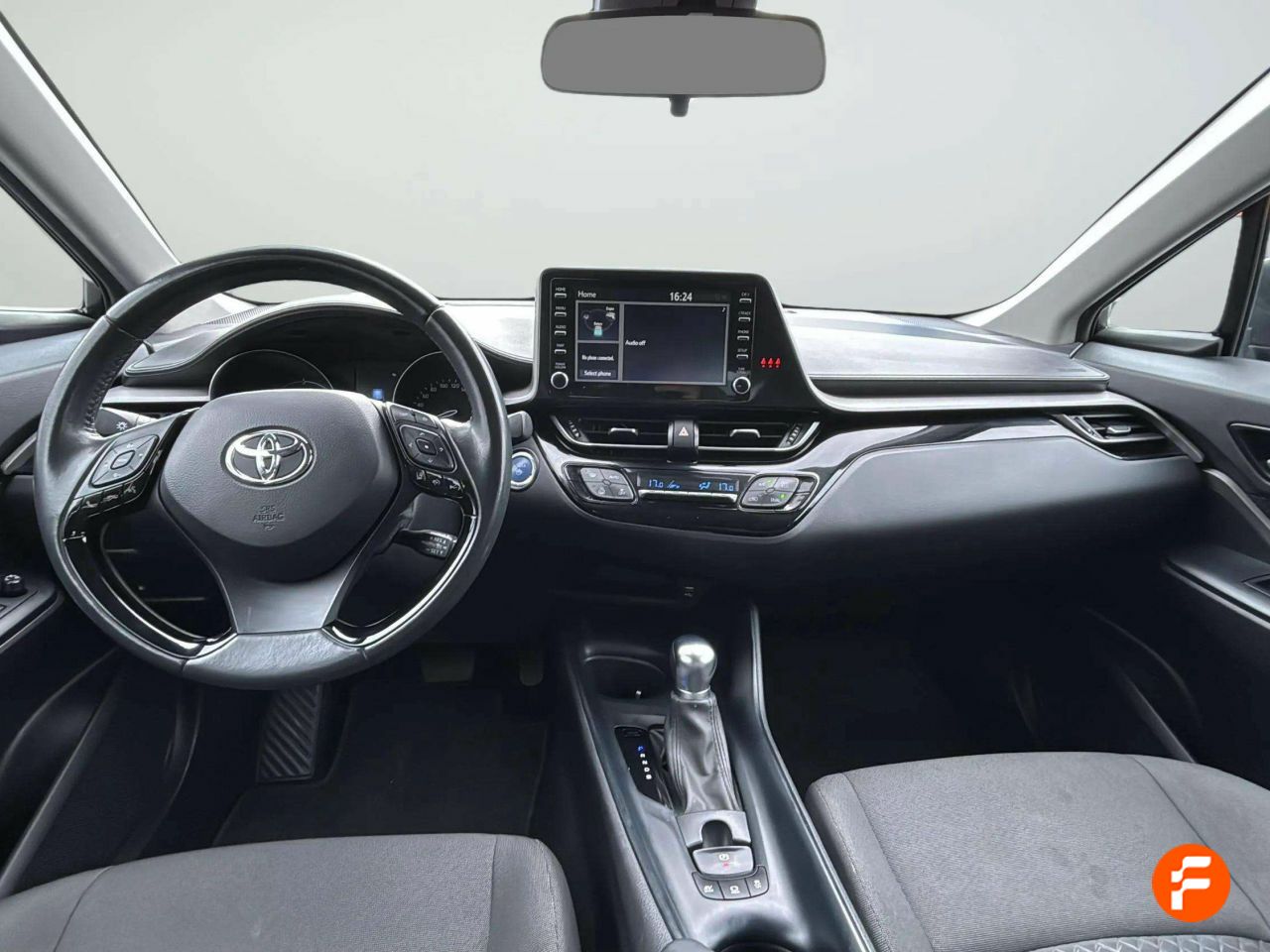 Foto Toyota C-HR 11