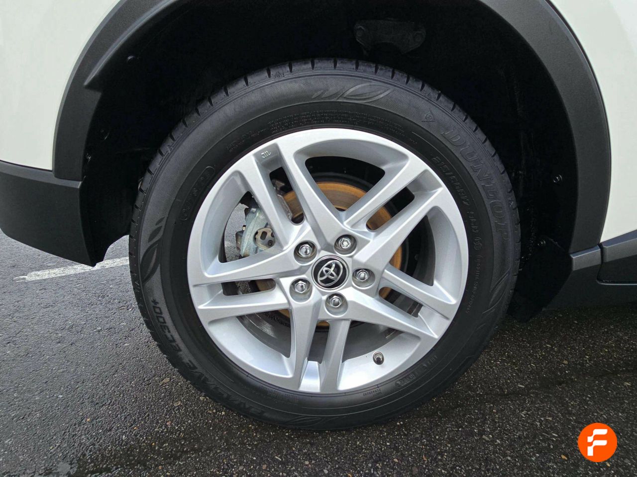 Foto Toyota C-HR 10