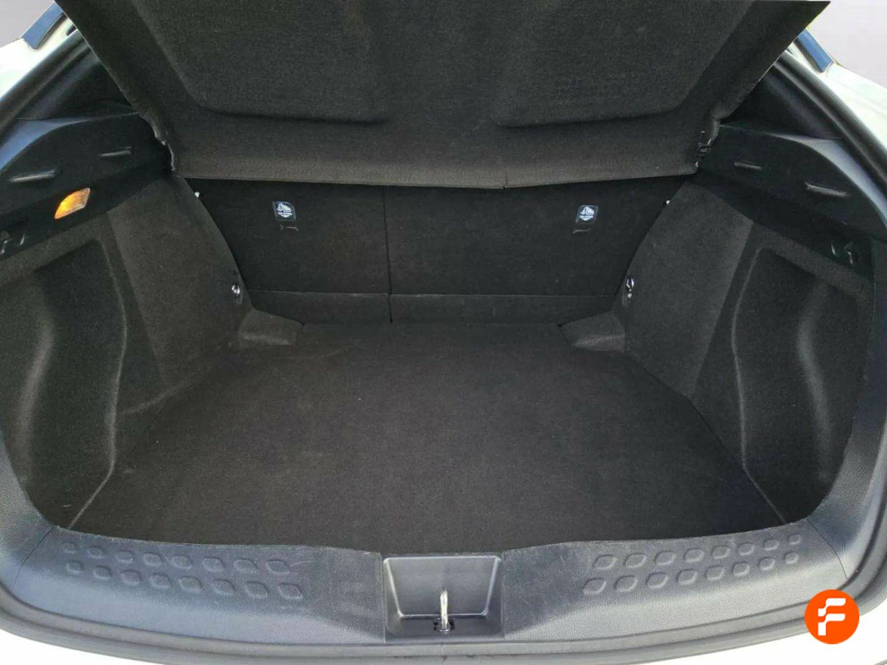 Foto Toyota C-HR 11