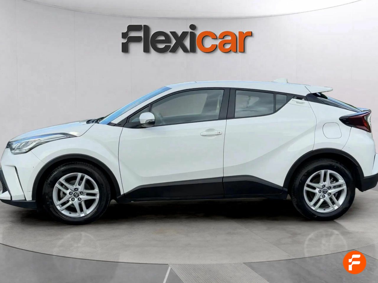 Foto Toyota C-HR 4