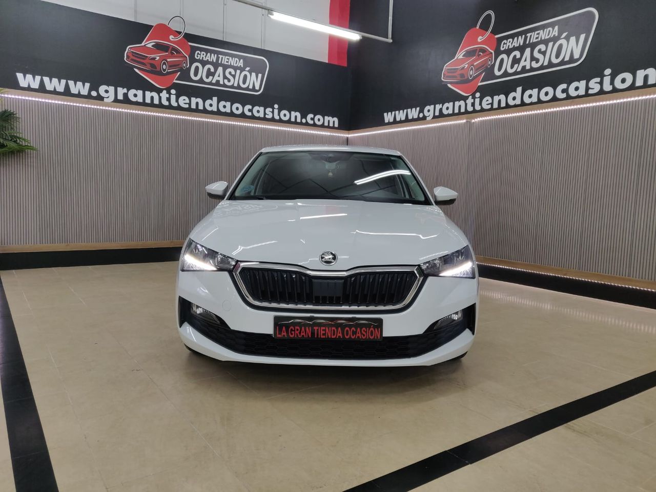 Foto Skoda Scala 8
