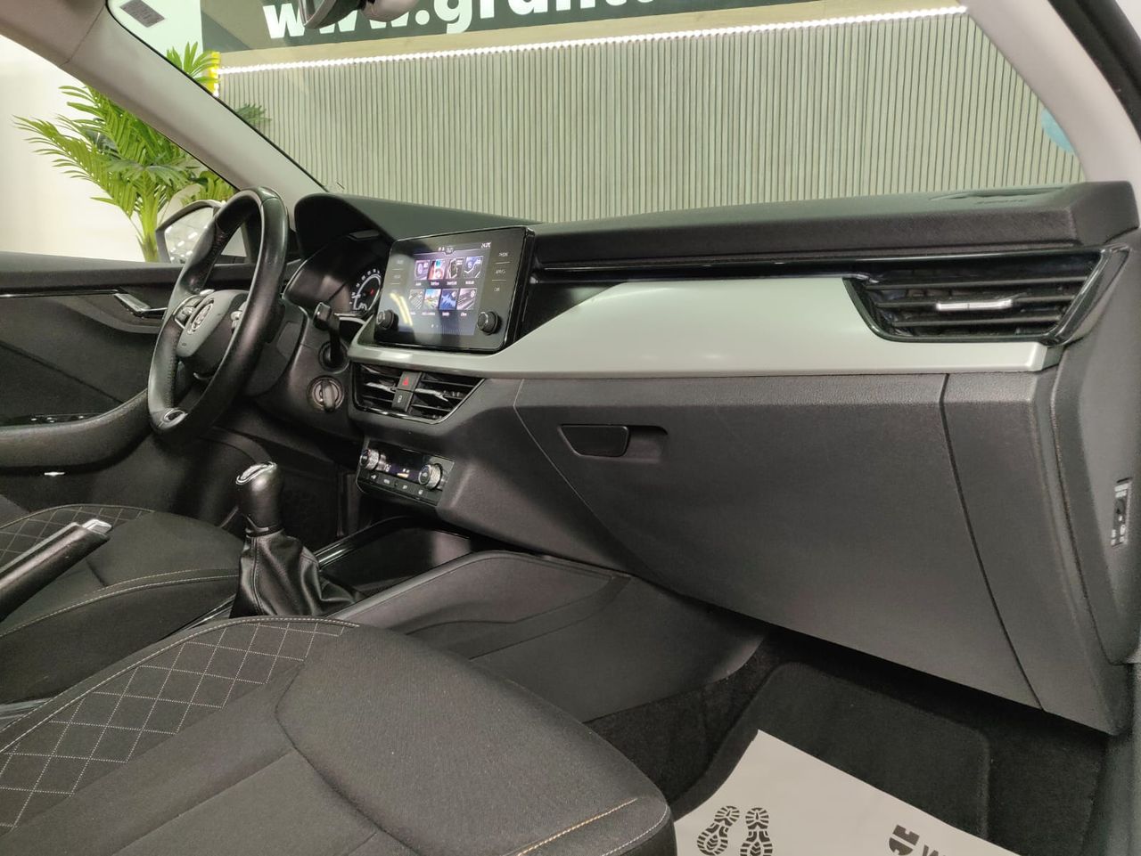 Foto Skoda Scala 12