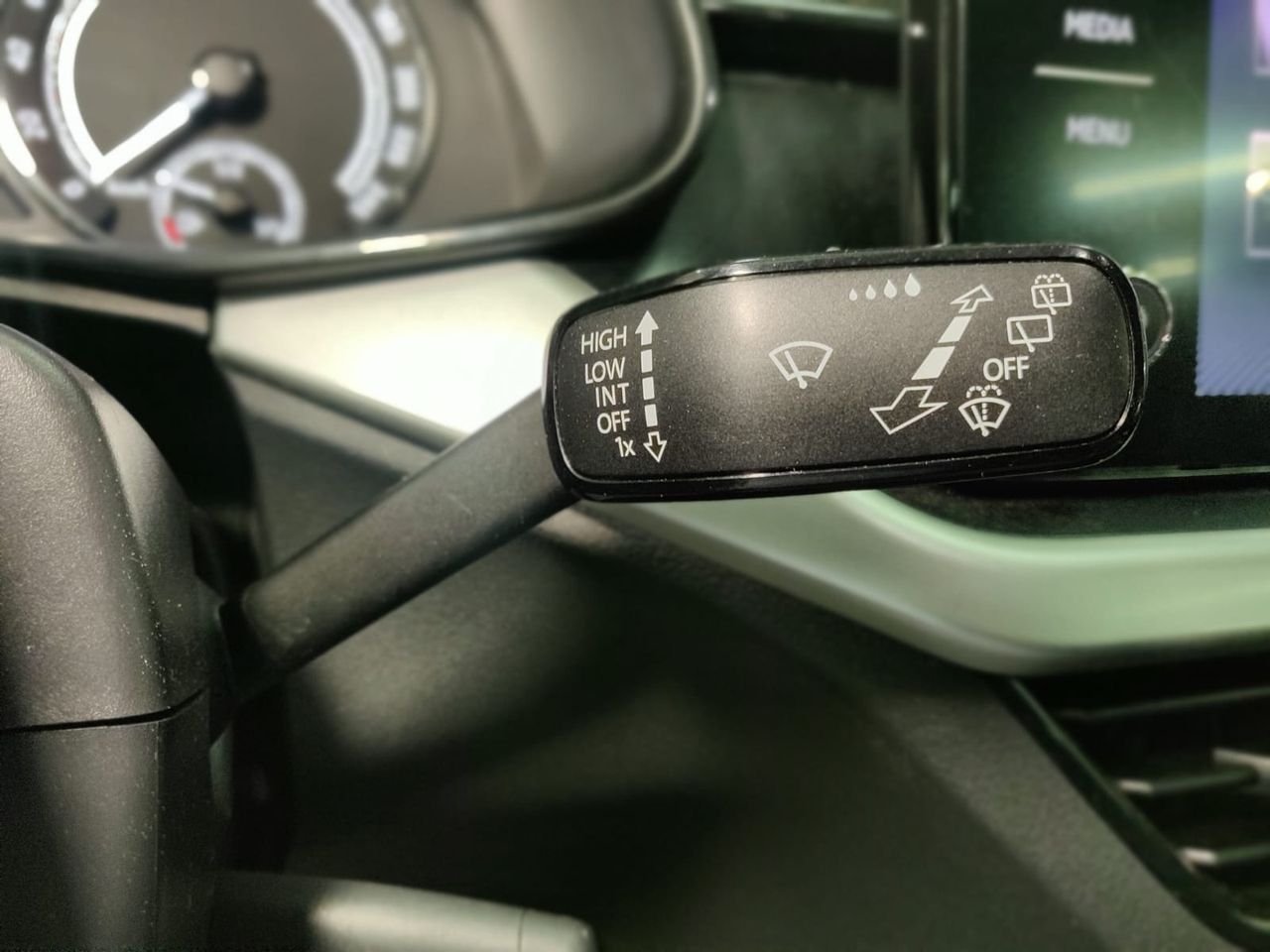Foto Skoda Scala 26