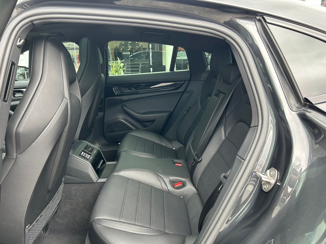 Foto Porsche Panamera 12