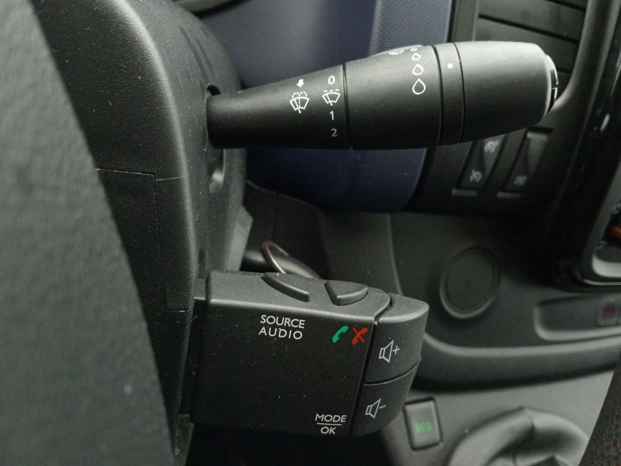 Foto Opel Vivaro 16