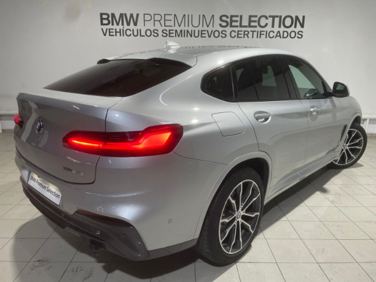 Foto BMW X4 4