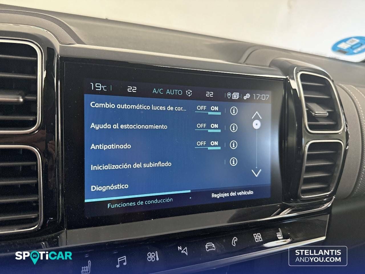 Foto Citroën C5 Aircross 23