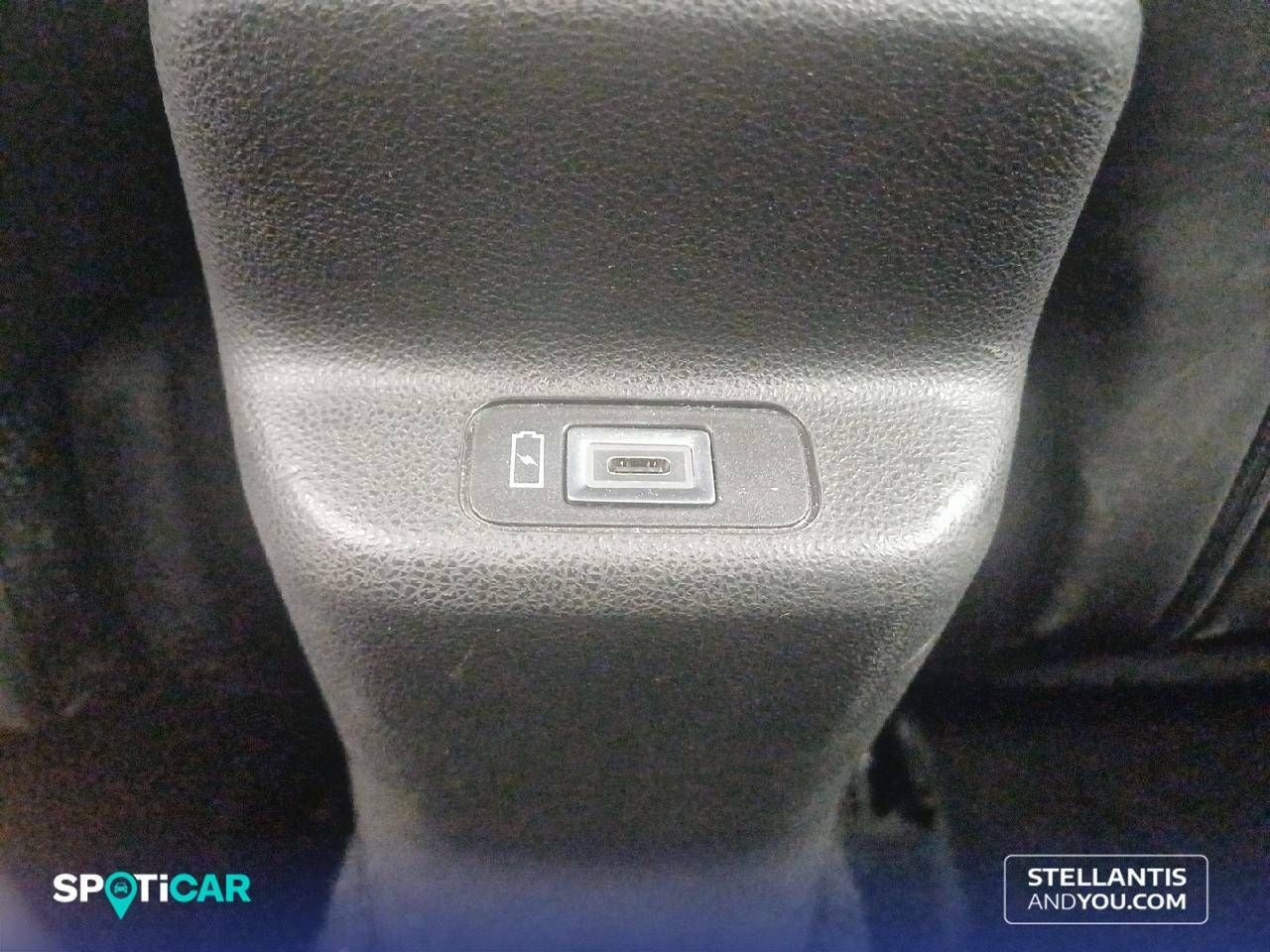 Foto Jeep Avenger 15