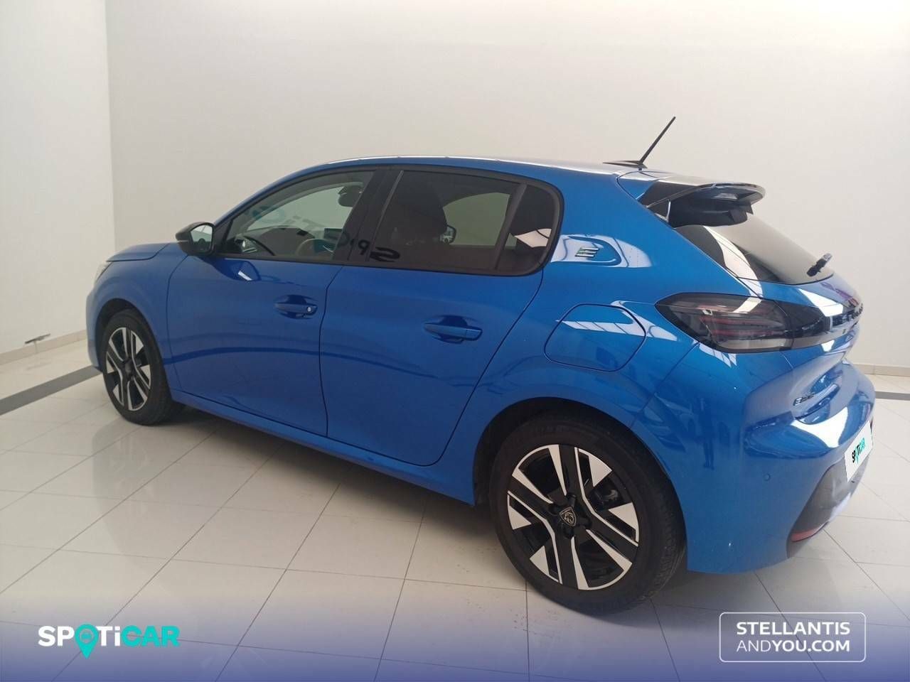 Foto Peugeot 208 6