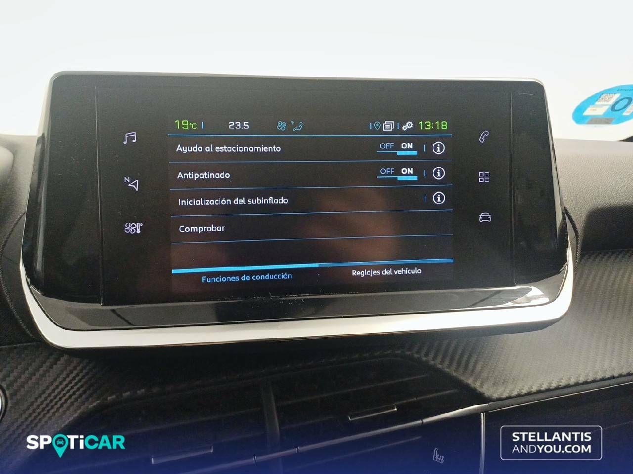 Foto Peugeot 208 19