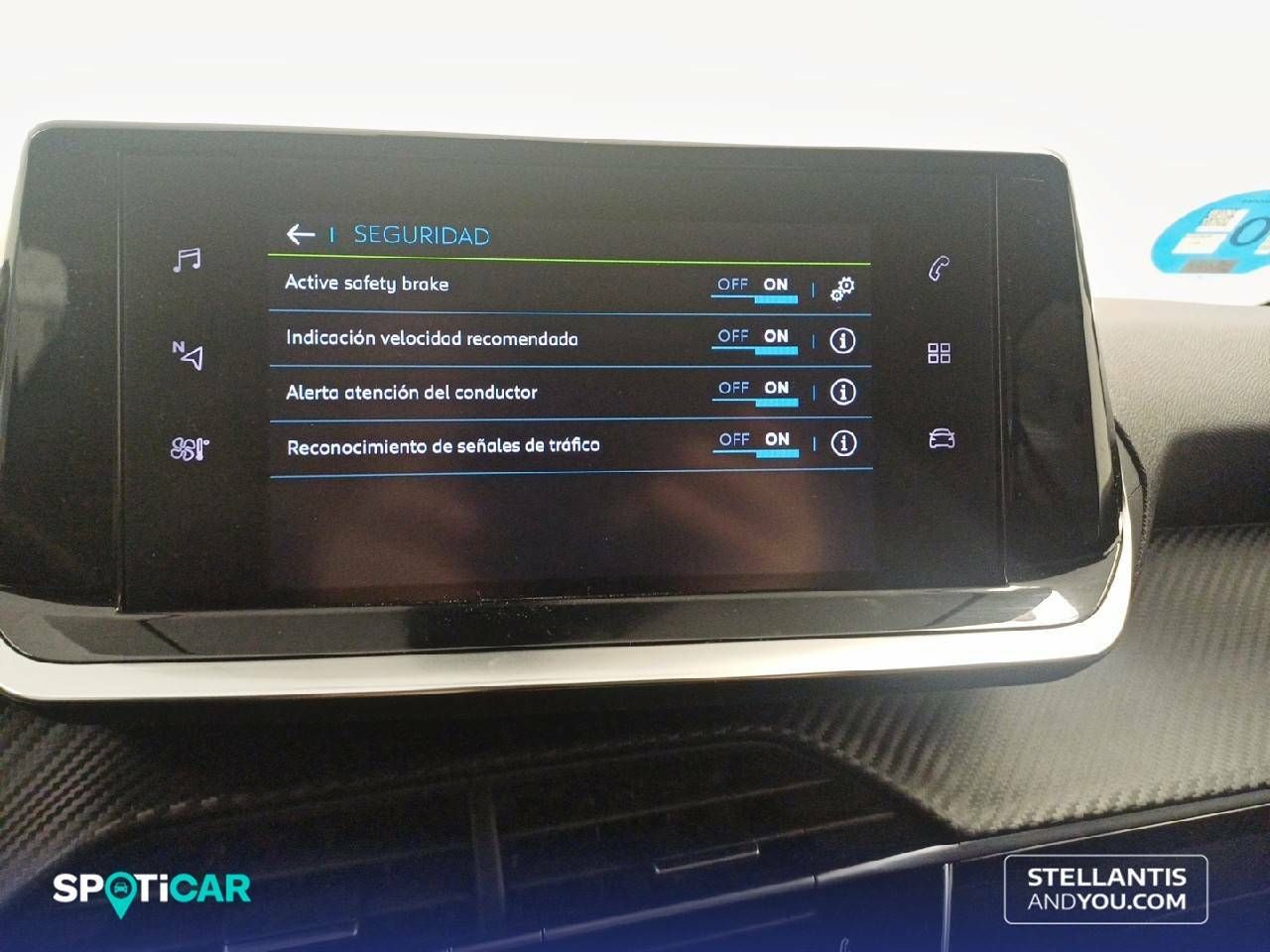Foto Peugeot 208 20