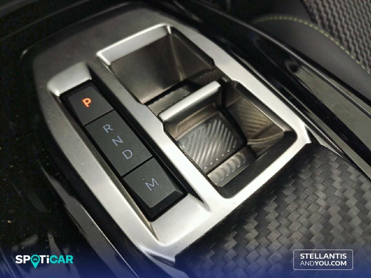 Foto Peugeot 208 13