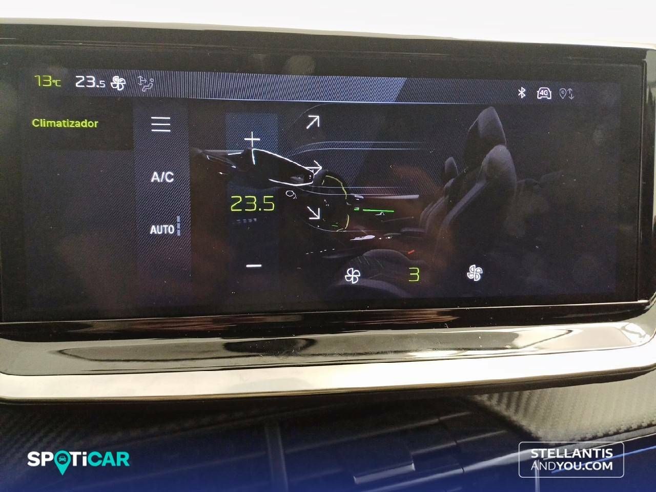 Foto Peugeot 208 17