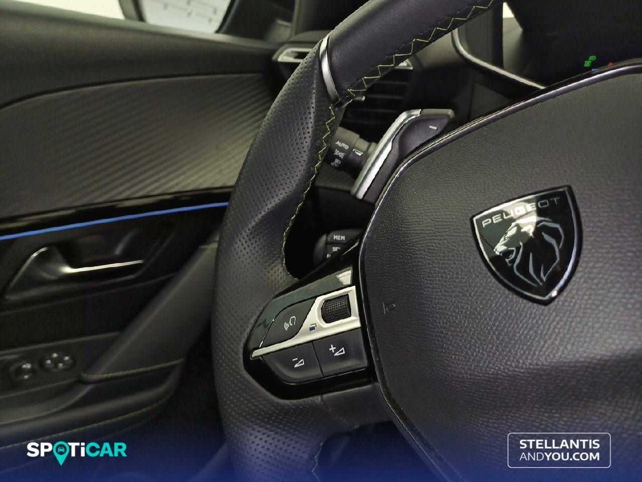 Foto Peugeot 208 25