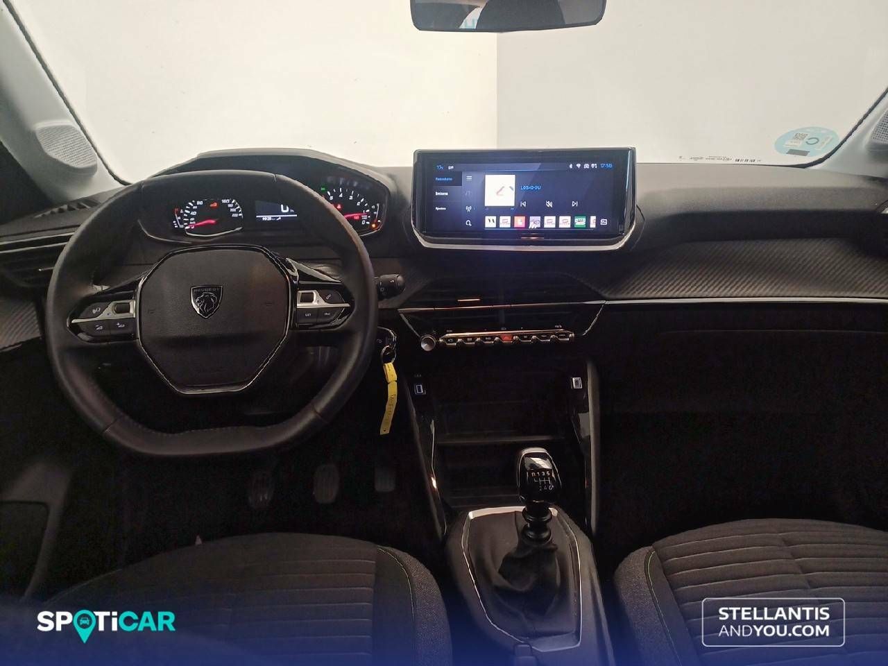 Foto Peugeot 208 8