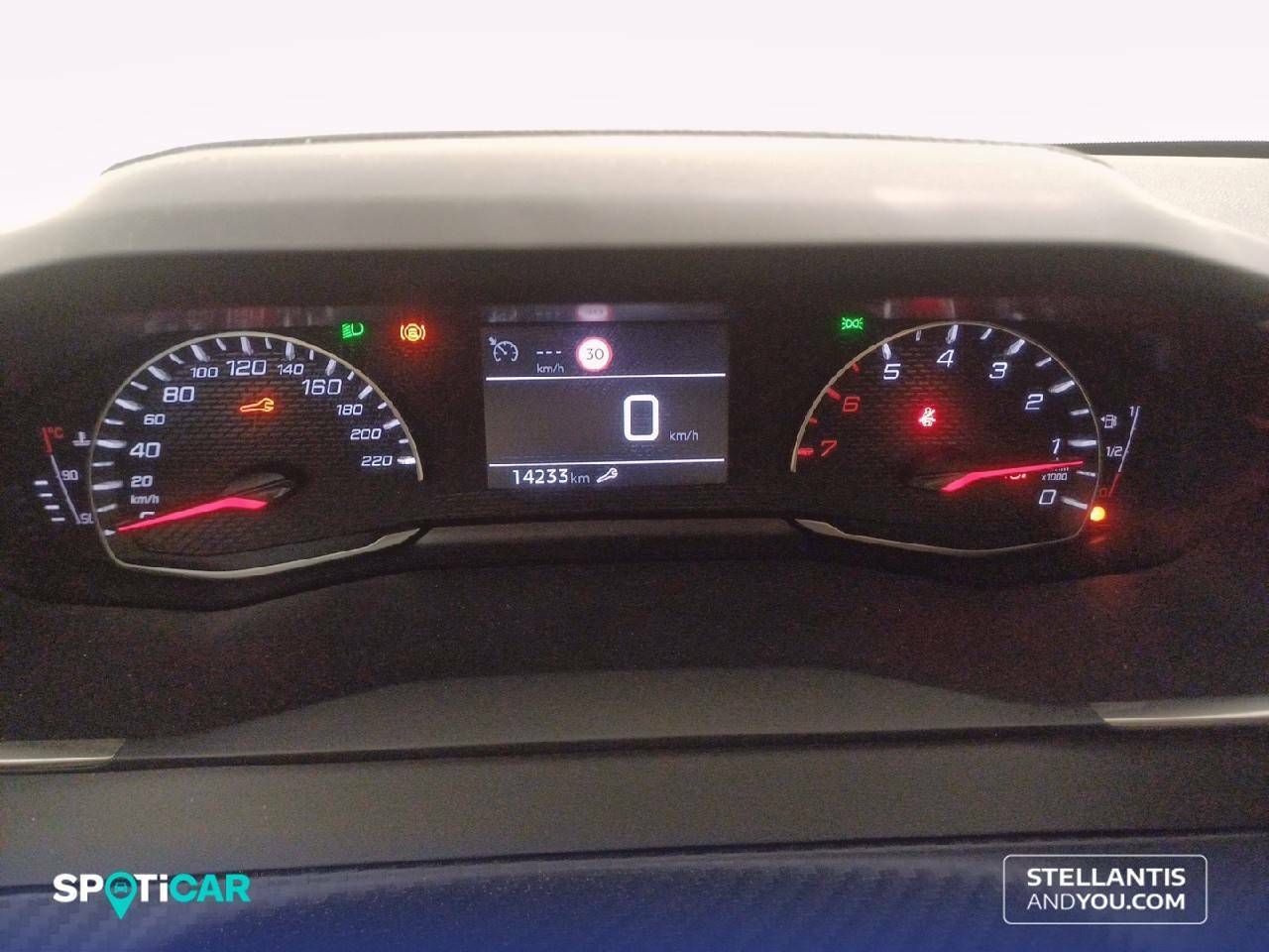 Foto Peugeot 208 12
