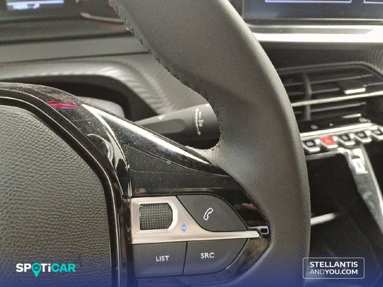Foto Peugeot 208 23