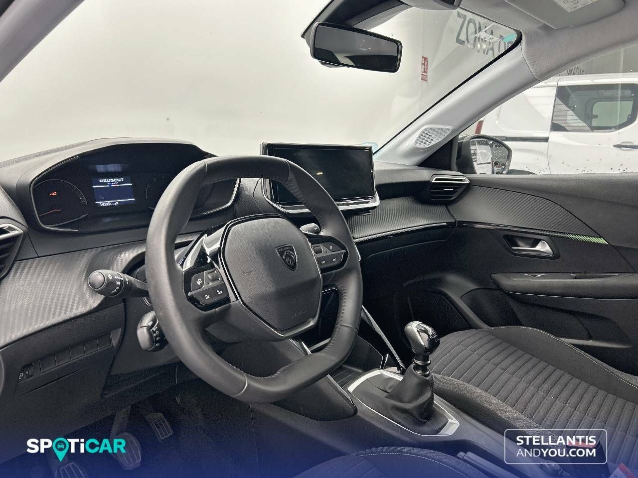 Foto Peugeot 208 8