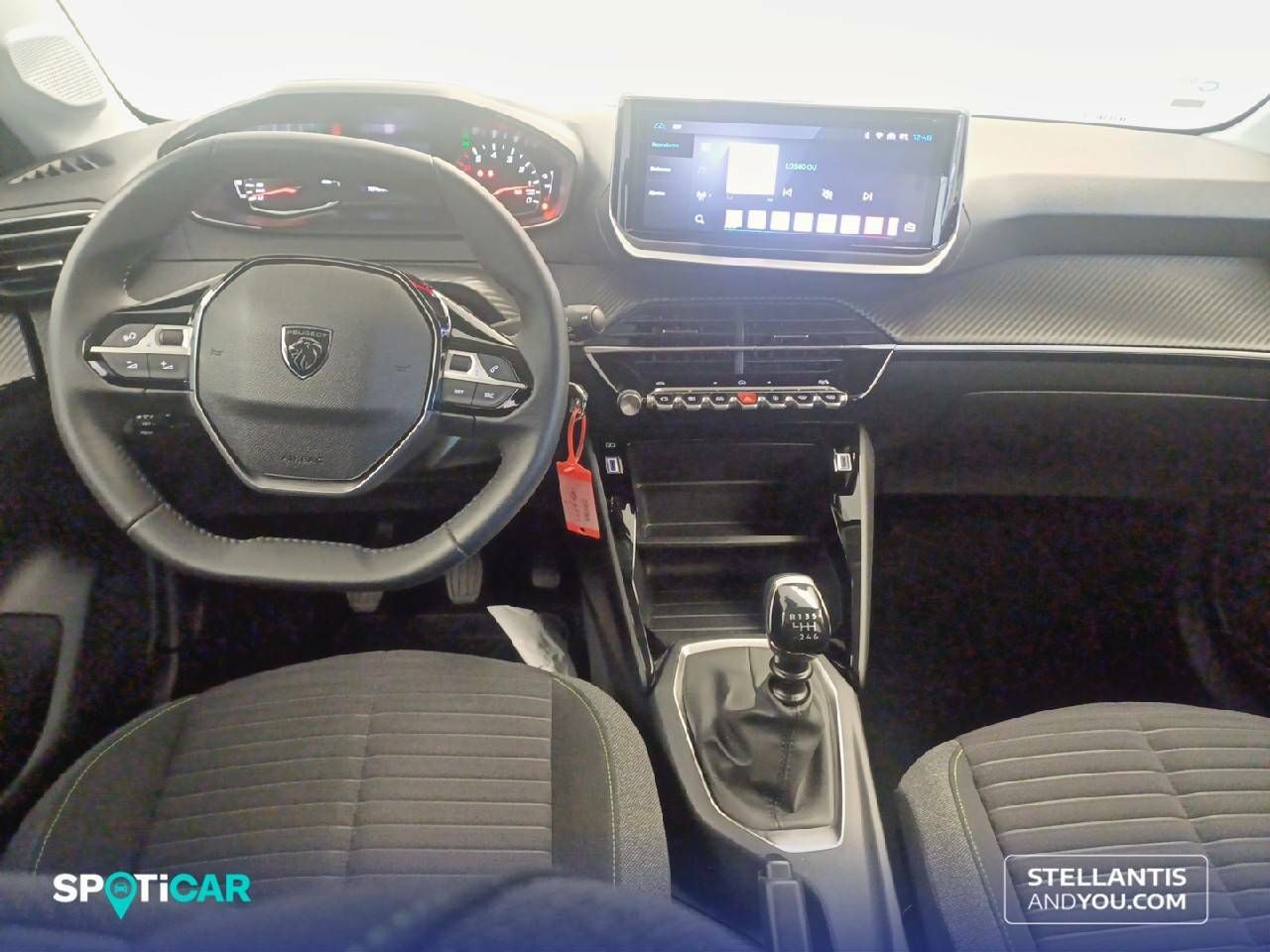 Foto Peugeot 208 8