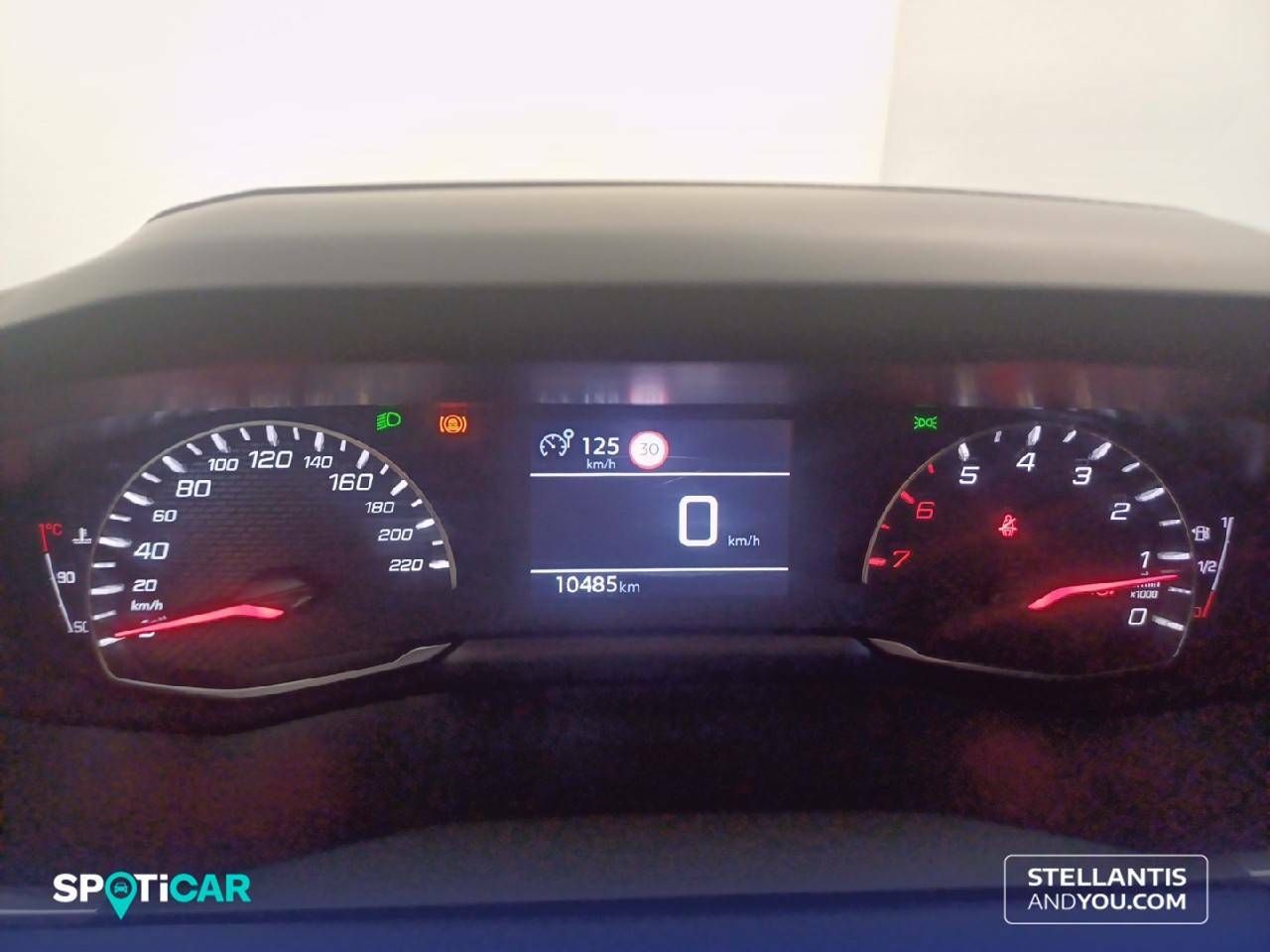 Foto Peugeot 208 12