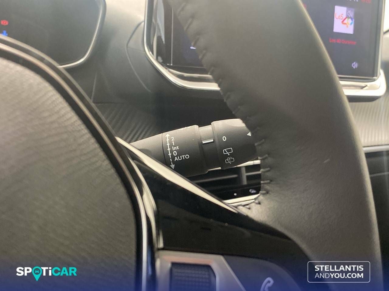 Foto Peugeot 208 16